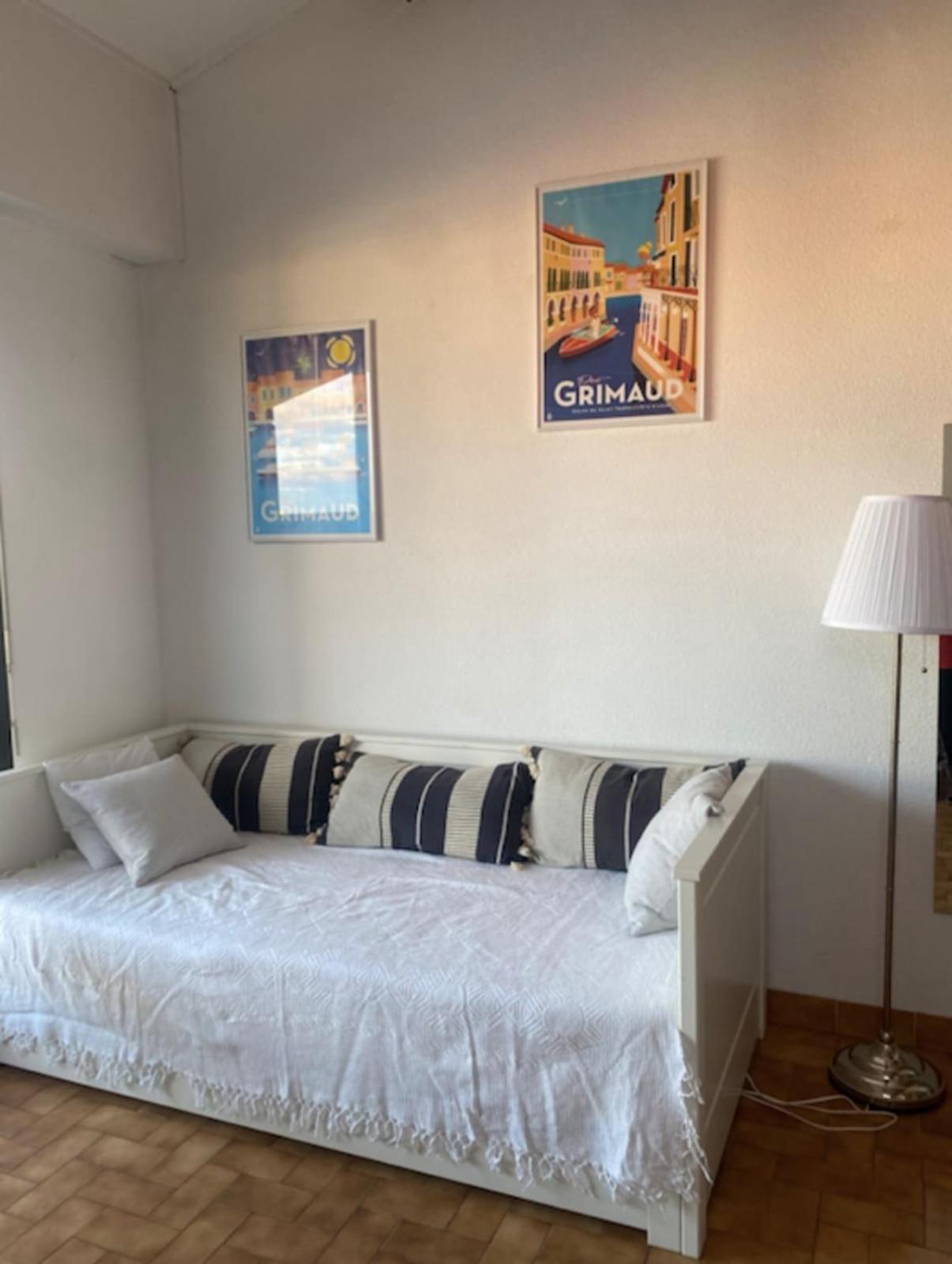 Nice Apt In Front Of The Marina In Grimaud Exterior foto